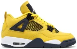 Air Jordan 4 Retro "LIGHTNING" 2021